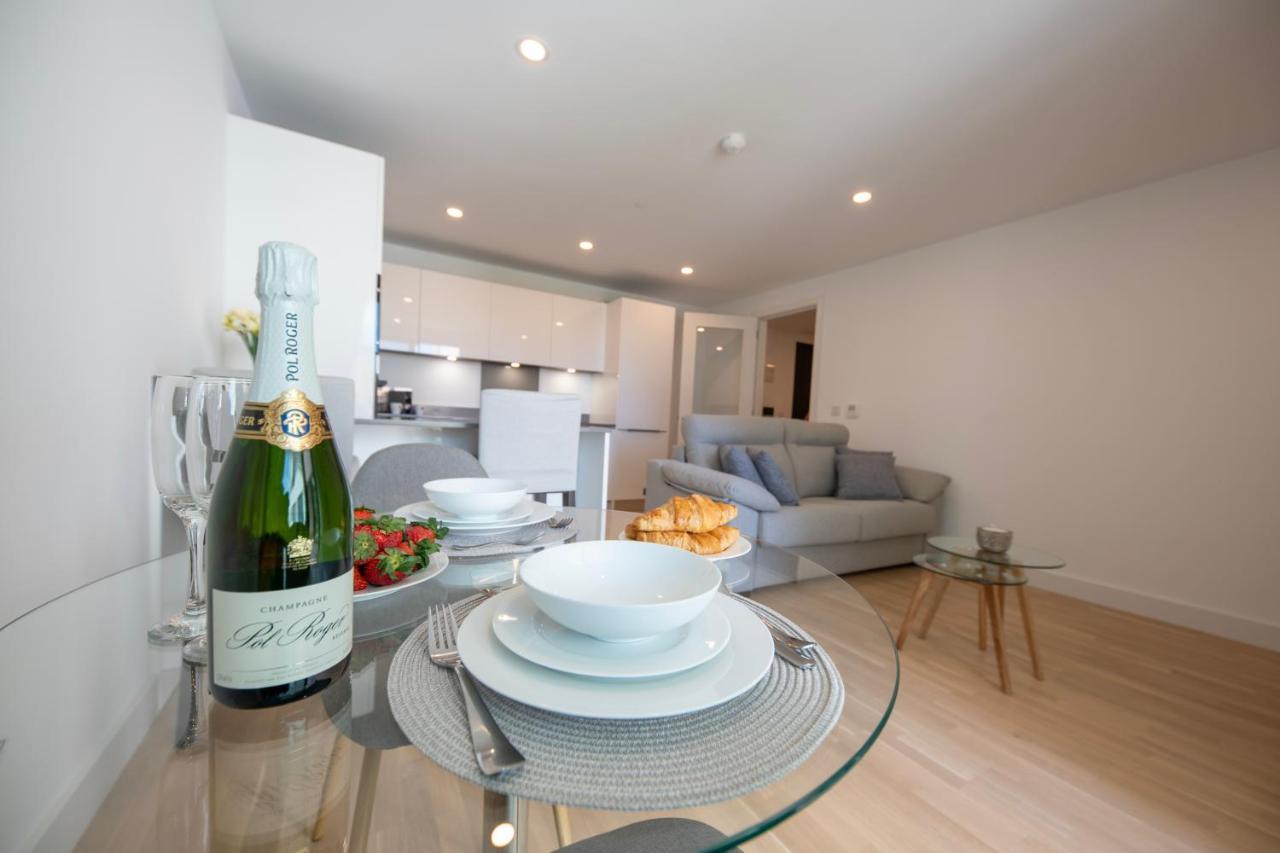 Brand New Luxury 1 Bed 2 Bath Apartment - Spa & Pool Gibraltar Eksteriør bilde
