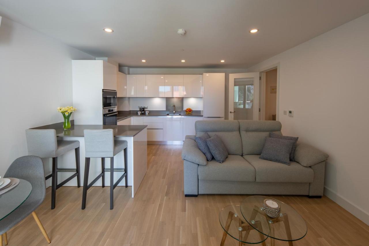 Brand New Luxury 1 Bed 2 Bath Apartment - Spa & Pool Gibraltar Eksteriør bilde