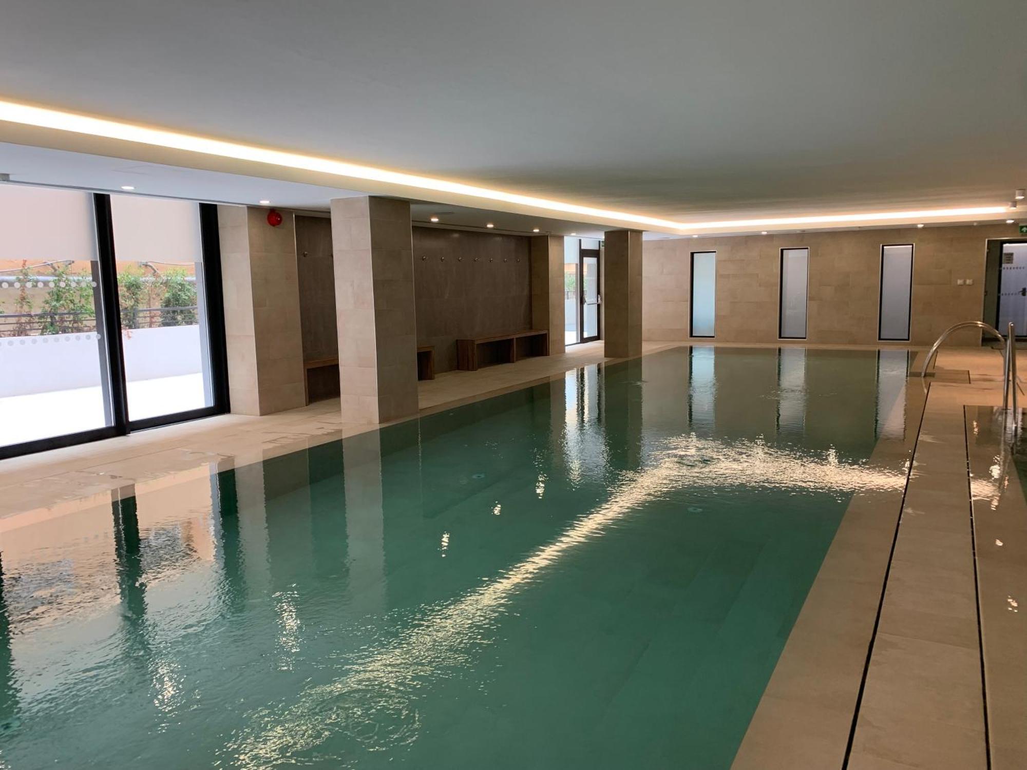 Brand New Luxury 1 Bed 2 Bath Apartment - Spa & Pool Gibraltar Eksteriør bilde